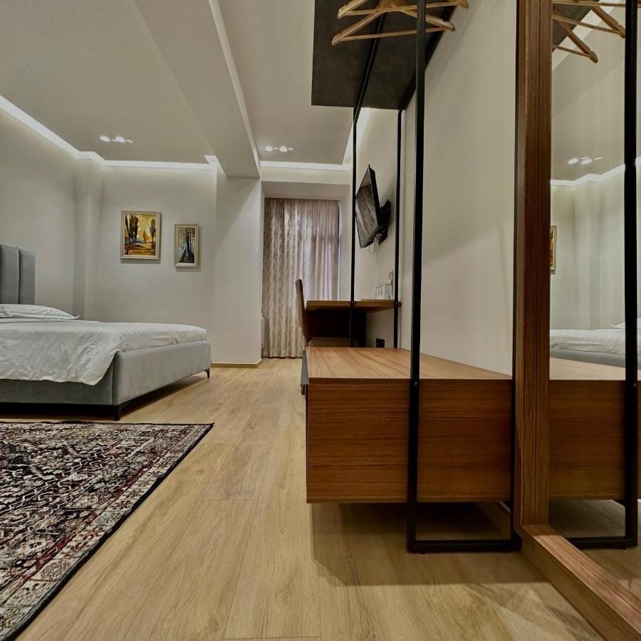 Hotel Bujtina Apsus Berat Exteriér fotografie