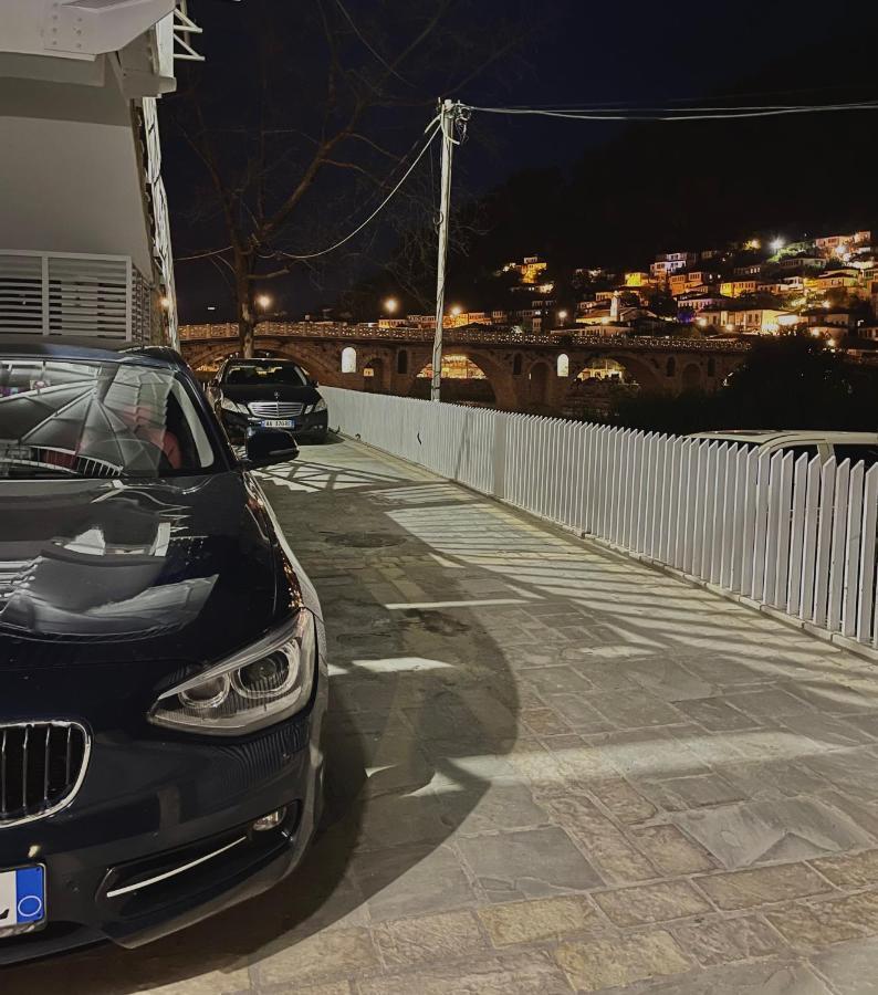 Hotel Bujtina Apsus Berat Exteriér fotografie