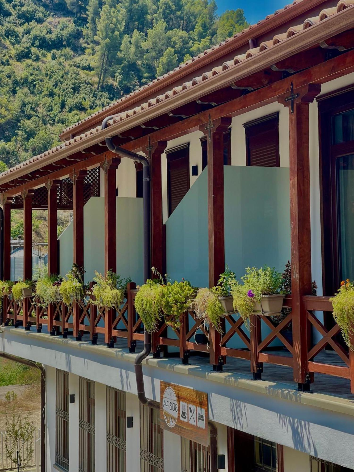 Hotel Bujtina Apsus Berat Exteriér fotografie