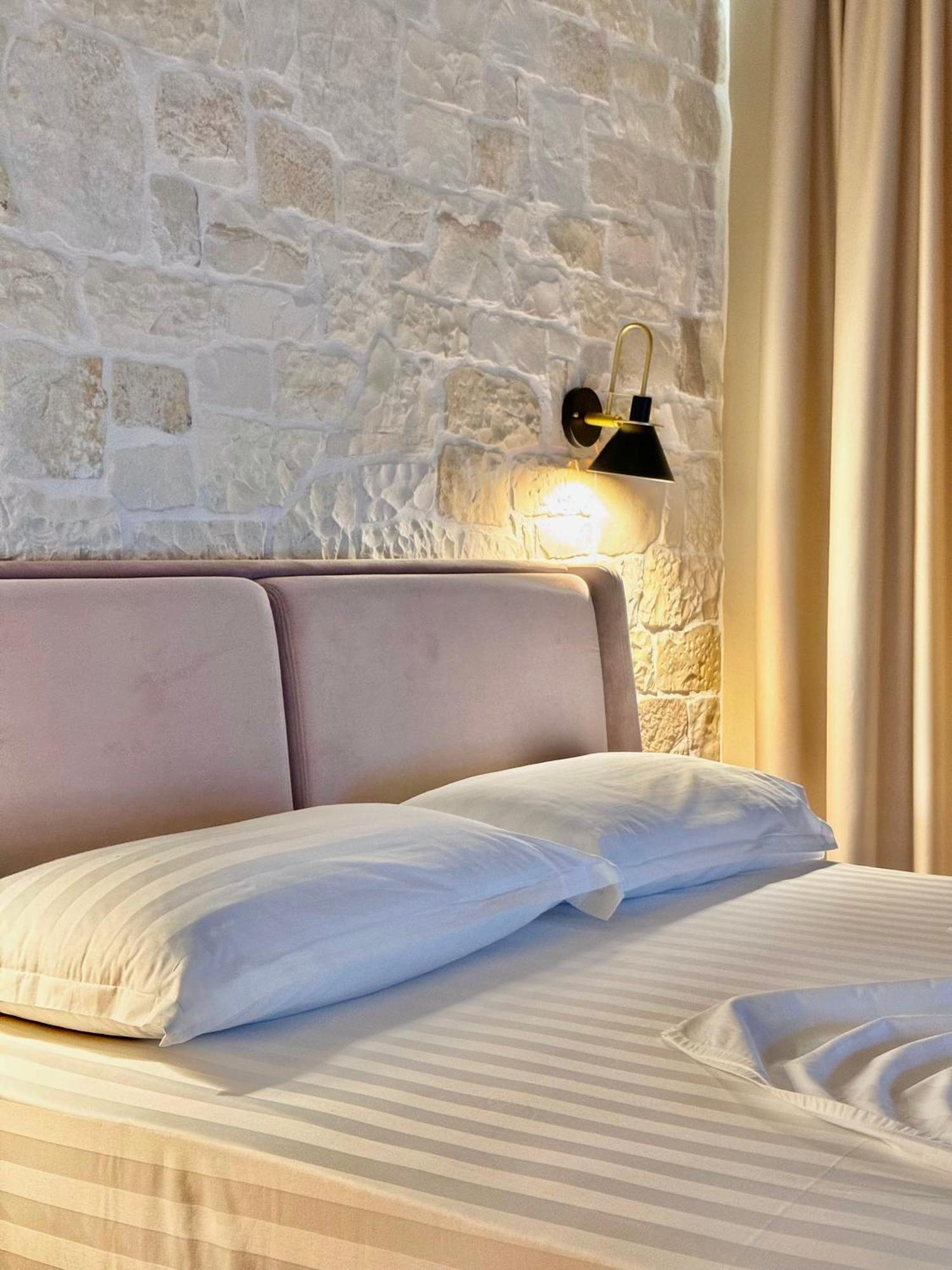 Hotel Bujtina Apsus Berat Exteriér fotografie